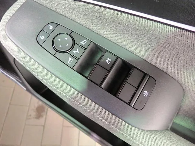 Nissan AURA G LEATHER EDITION 2024 — миниатюра 4