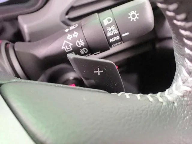 Subaru CROSSTREK LIMITED 2023 — миниатюра 3