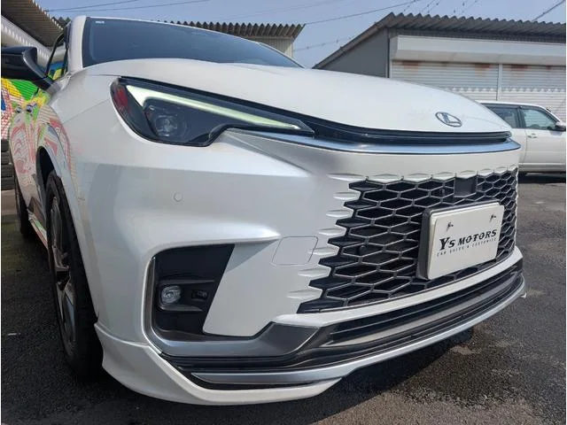 Lexus LBX ELEGANT 2025 — миниатюра 3