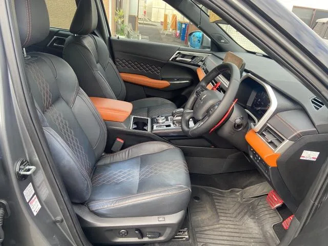 Mitsubishi OUTLANDER PHEV P 2023 — миниатюра 4