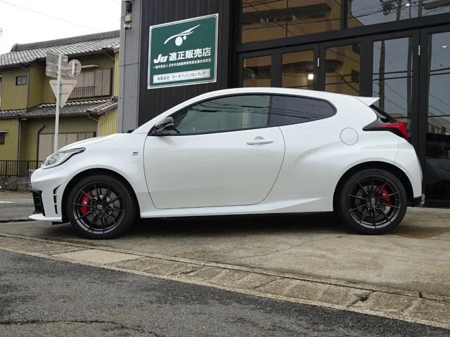 Toyota GR YARIS RZ 2025 — миниатюра 2