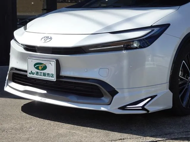 Toyota Prius Z 2025 — миниатюра 5