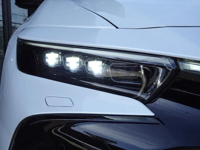 Toyota CROWN CROSSOVER RS ADVANCED 2023 — миниатюра 3