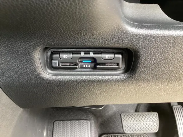 Honda FREED E:HEV AIR EX 2024 — миниатюра 3