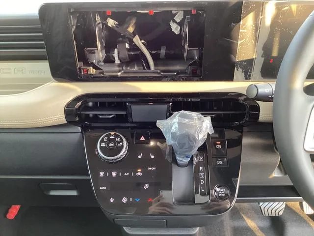 Mitsubishi DELICA MINI G PREMIUM 2025 — миниатюра 2
