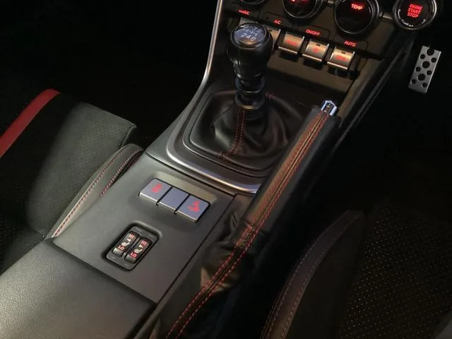 Subaru BRZ S 2023 — миниатюра 2