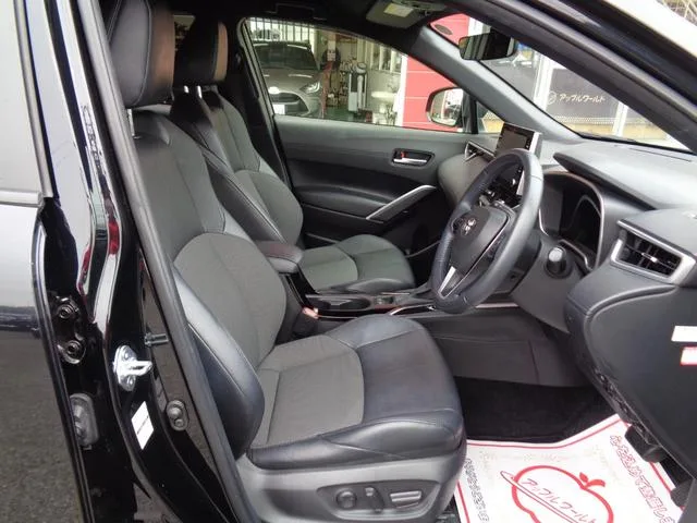 Toyota CorollaCross HYBRID Z 2022 — миниатюра 4