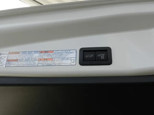 Toyota COROLLA CROSS HYBRID Z 2026 — миниатюра 4