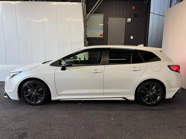 Toyota COROLLA TOURING HYBRID WB 2023 — миниатюра 3