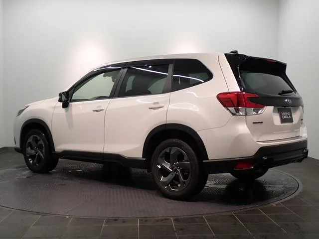 Subaru Forester STI SPORT 2023 — миниатюра 3