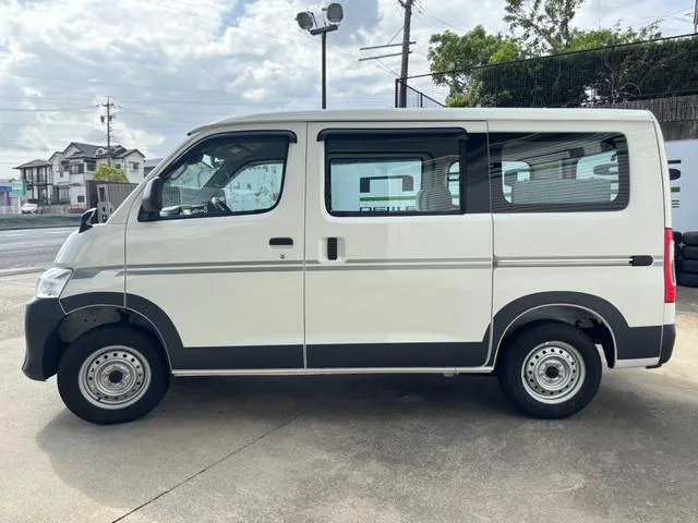 Toyota TOWNACE VAN DX 2024 — миниатюра 3