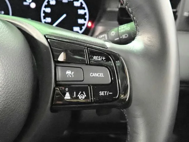 Honda VEZEL E:HEV X HUNT PACKAGE 2025 — миниатюра 4