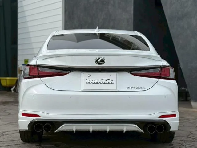 Lexus ES ES300H F SPORT 2024 — миниатюра 2