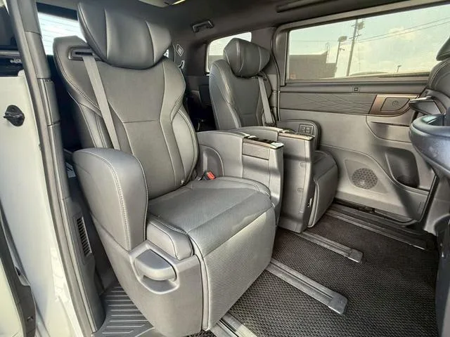Toyota ALPHARD Z 2024 — миниатюра 3