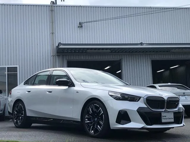 BMW i5 M60 X DRIVE 2024 — миниатюра 3