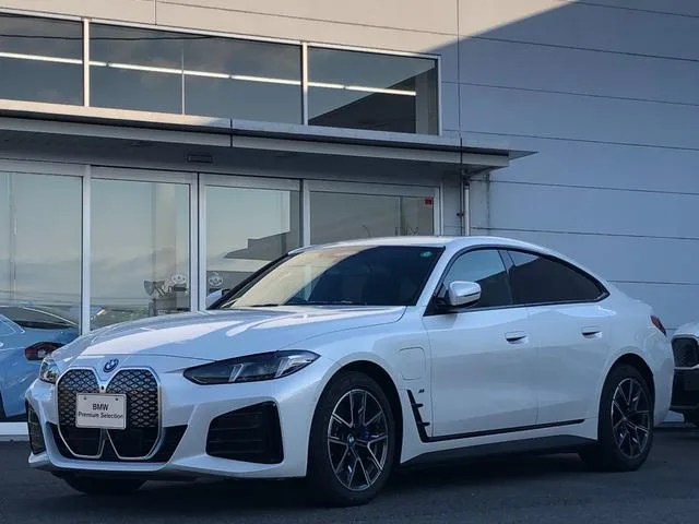 BMW i4 E DRIVE 40 M SPORT 2024 — фото 1, купить с доставкой в Москву