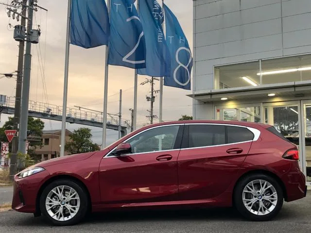 BMW 1 Series 120D 2025 — миниатюра 4