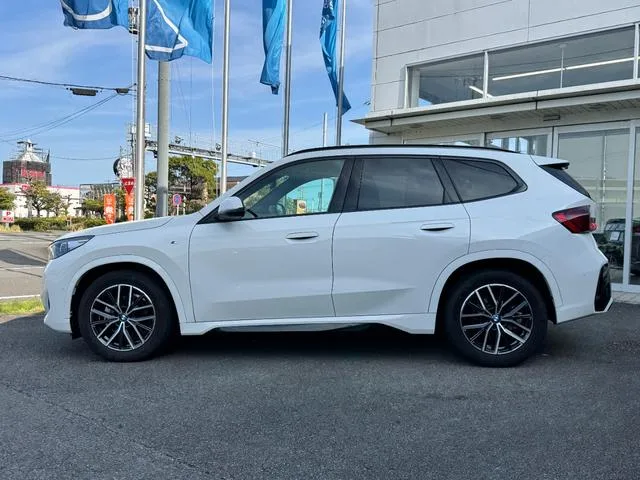 BMW X1 X DRIVE 20D M SPORT 2025 — миниатюра 4