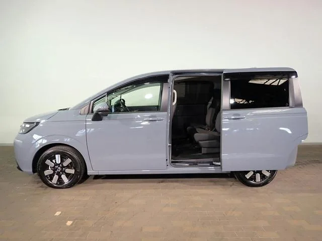 Honda FREED E:HEV AIR EX 2024 — миниатюра 3