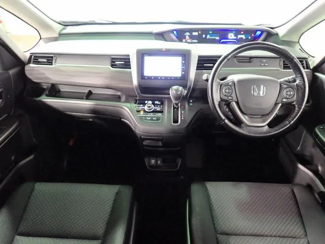 Honda FREED G BLACK STYLE 2023 — миниатюра 2