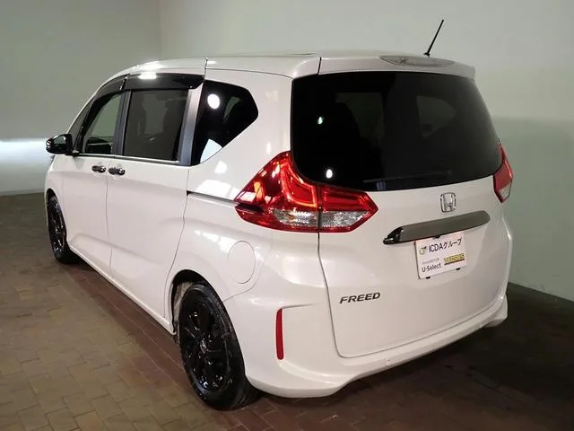 Honda FREED G BLACK STYLE 2023 — миниатюра 4