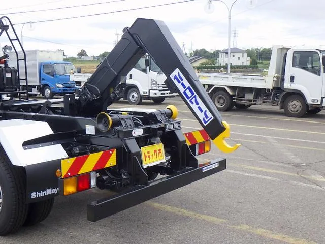 Mitsubishi Fuso FIGHTER 2025 — миниатюра 3