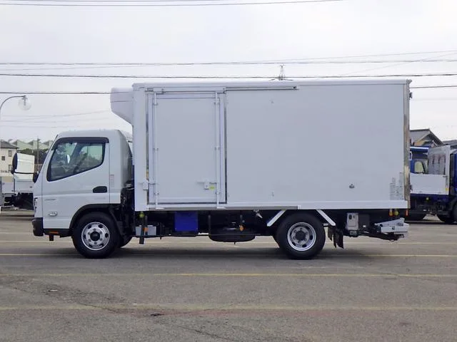 Mitsubishi Fuso CANTER 2023 — миниатюра 2