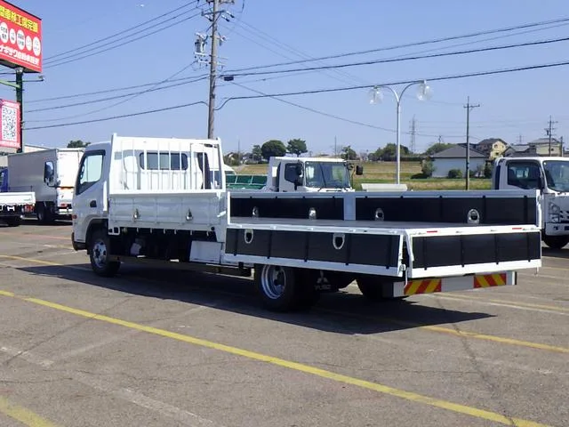 Mitsubishi Fuso CANTER 2023 — миниатюра 3
