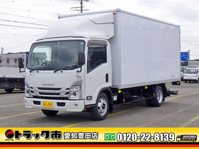 Isuzu ELF TRUCK 2022 — фото 1, купить с доставкой в Москву