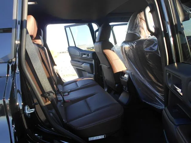 Toyota LAND CRUISER 250 ZX 2025 — миниатюра 4