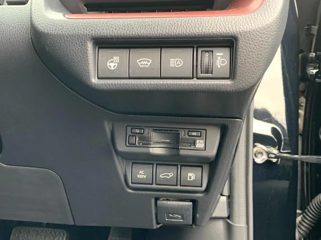 Toyota Prius Z 2023 — миниатюра 5