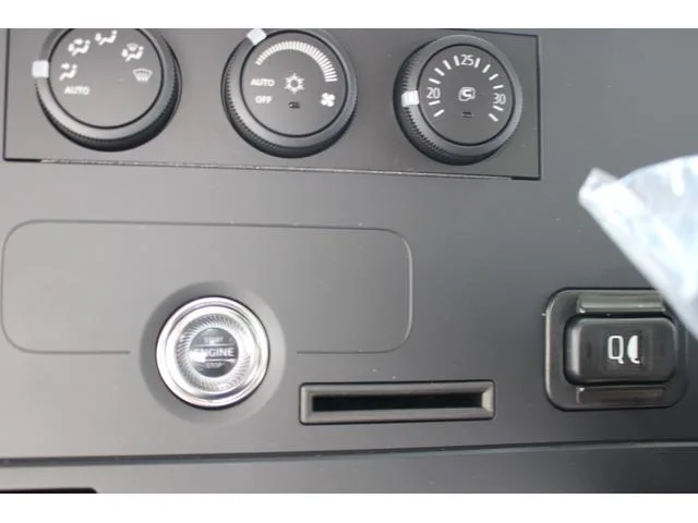 Mitsubishi Fuso SUPER GREAT 2025 — миниатюра 5