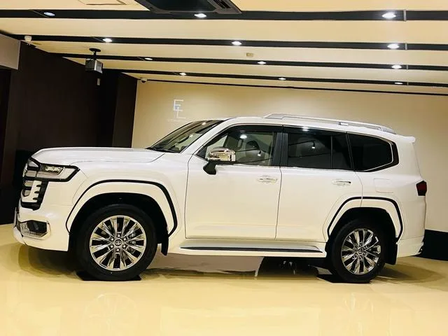 Toyota Land Cruiser ZX 2025 — миниатюра 2