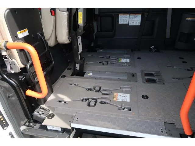 Nissan CARAVAN 2023 — миниатюра 2