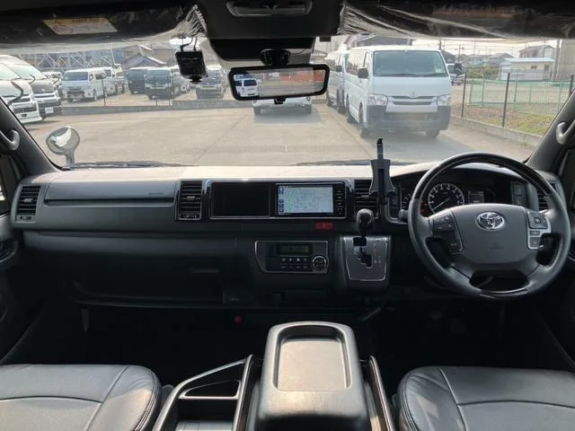Toyota HIACE VAN LONG WIDE SUPER GL 2022 — миниатюра 4