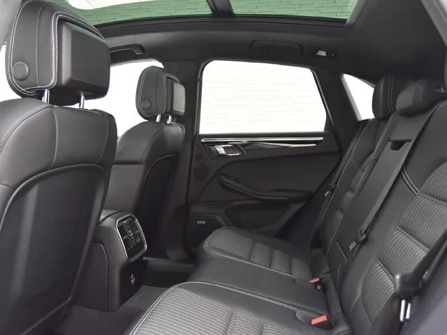Porsche MACAN MACAN T 2023 — миниатюра 4
