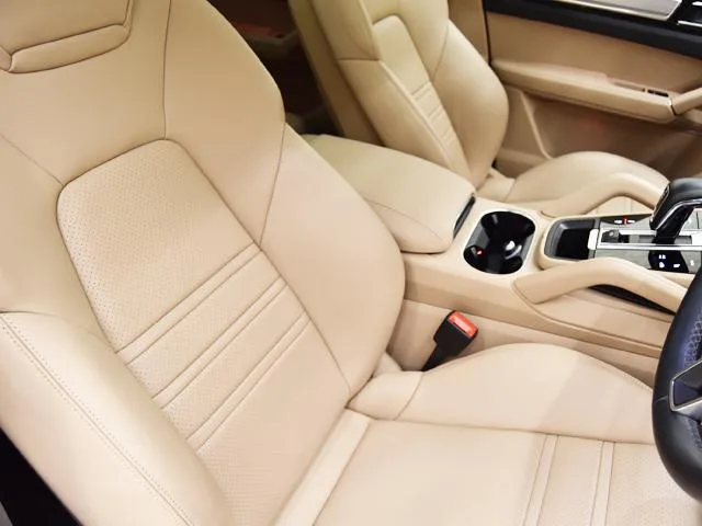 Porsche Cayenne Coupe CAYENNE COUPE PLATINUM EDITION 2022 — миниатюра 3