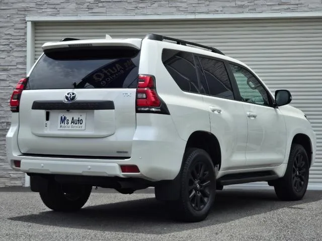 Toyota LAND CRUISER PRADO TX L PACKAGE MATT BLACK EDITION 2023 — миниатюра 3