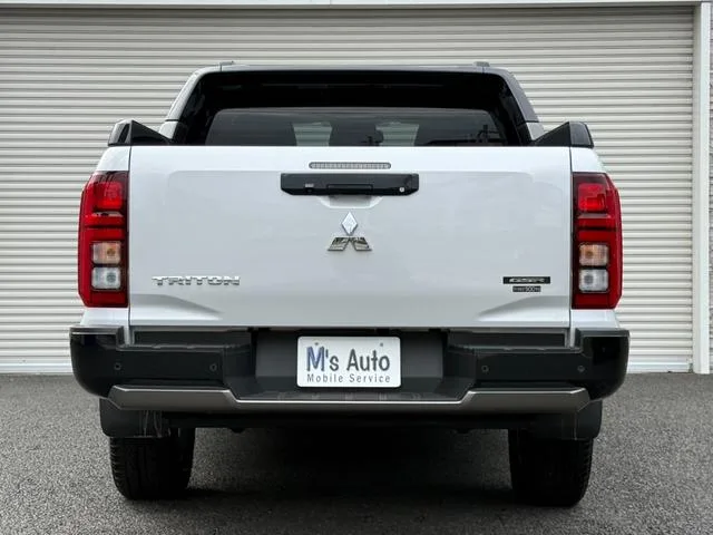 Mitsubishi TRITON GSR 2026 — миниатюра 3