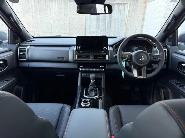 Mitsubishi TRITON GSR 2026 — миниатюра 5