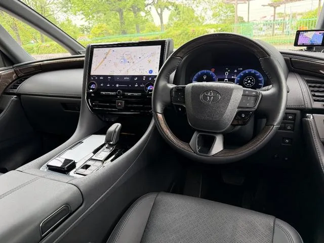 Toyota ALPHARD HYBRID EXECUTIVE LOUNGE 2024 — миниатюра 2