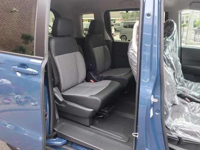 Honda FREED E:HEV AIR EX 2026 — миниатюра 5