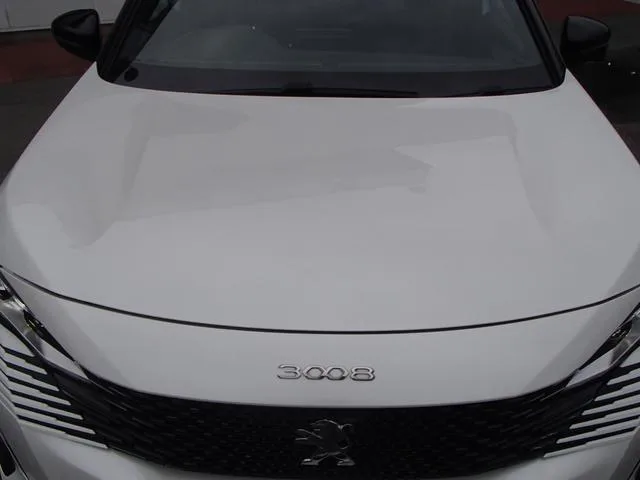 Peugeot 3008 GT HYBRID4 2022 — миниатюра 5