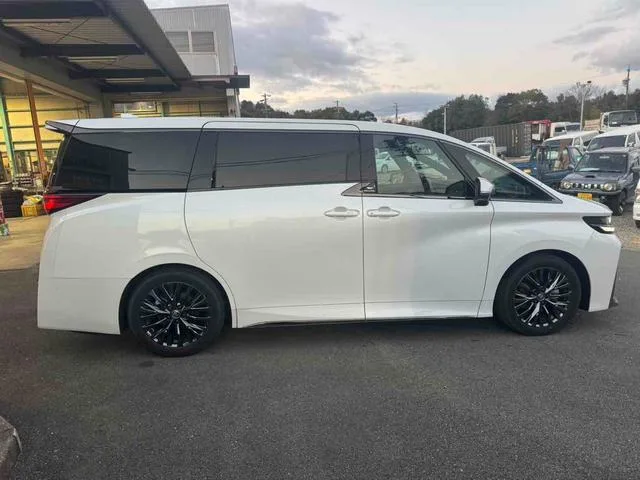 Toyota VELLFIRE HYBRID Z PREMIER 2024 — миниатюра 5