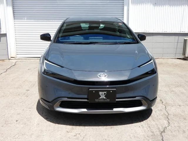 Toyota Prius U 2023 — миниатюра 2