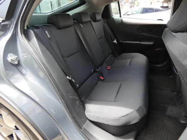 Toyota Prius U 2023 — миниатюра 4