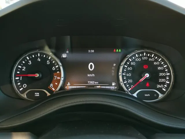 Chrysler Jeep JEEP RENEGADE LIMITED 2023 — миниатюра 2