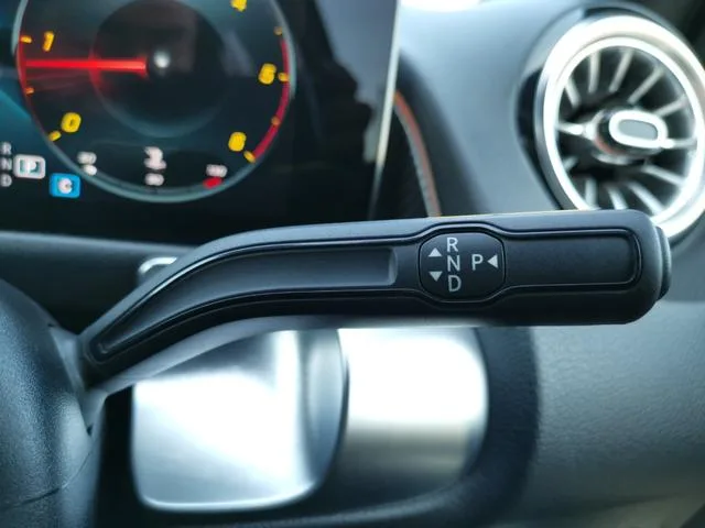 Mercedes-Benz GLB-Class GLB200D 4MATIC AMG LINE PACKAGE 2023 — миниатюра 5