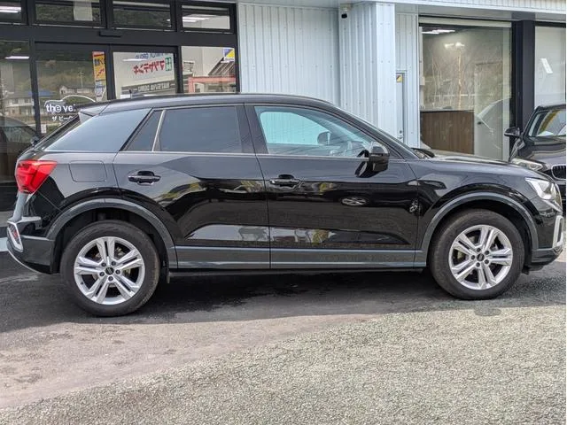 Audi Q2 35TFSI ADVANCED 2023 — миниатюра 2