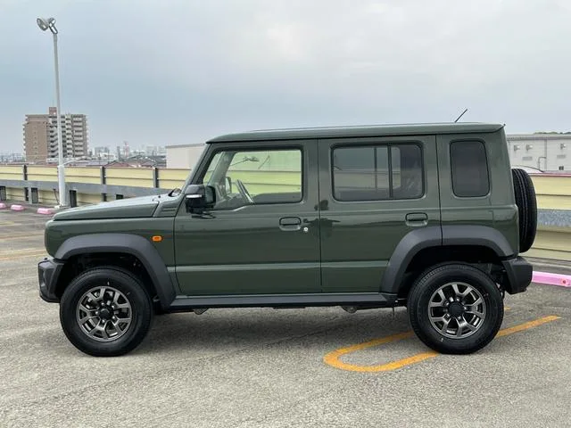 Suzuki JIMNY NOMADE FC 2026 — миниатюра 2
